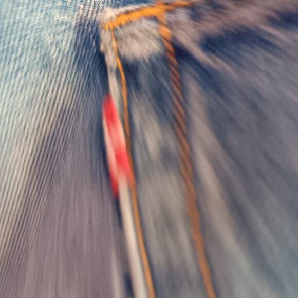 LEVI'S MEN'S 505 33 X 30 ZIP FRONT JEANS - Picture 5 of 8